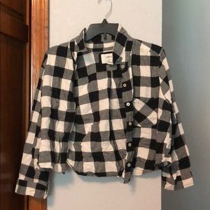 🖤Forever 21 Black & White cropped flannel🖤